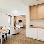 Apartament Browar Lubicz | Balcony | Elevator | Free Garage *