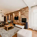 Apartament Browar Lubicz | Balcony | Elevator | Free Garage