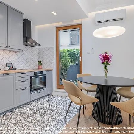 Browar Lubicz | Balcony | Elevator | Free Garage * 크라쿠프