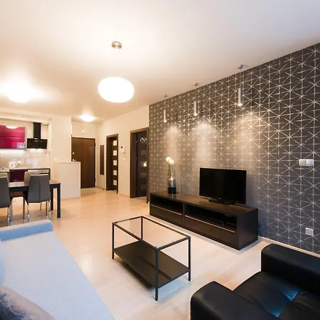 Browar Lubicz | Balcony | Elevator | Free Garage 크라쿠프