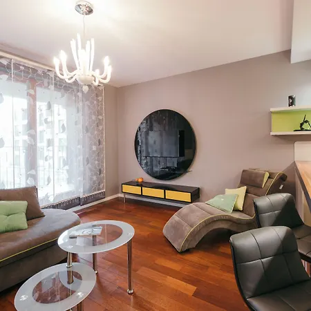 Browar Lubicz | Balcony | Elevator | Free Garage 크라쿠프