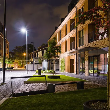 아파트 Browar Lubicz | Balcony | Elevator | Free Garage