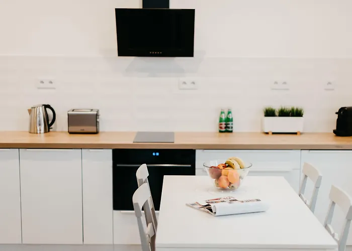 Browar Lubicz | Balcony | Elevator | Free Garage Apartamento