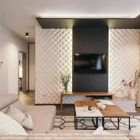 Browar Lubicz | Balcony | Elevator | Free Garage Apartment Krakow