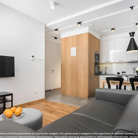 Browar Lubicz | Balcony | Elevator | Free Garage Apartment Krakow