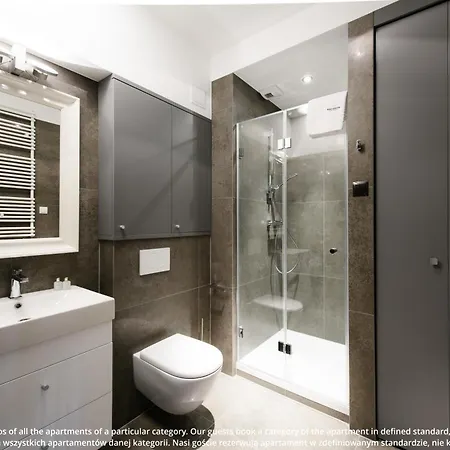 Browar Lubicz | Balcony | Elevator | Free Garage Apartment