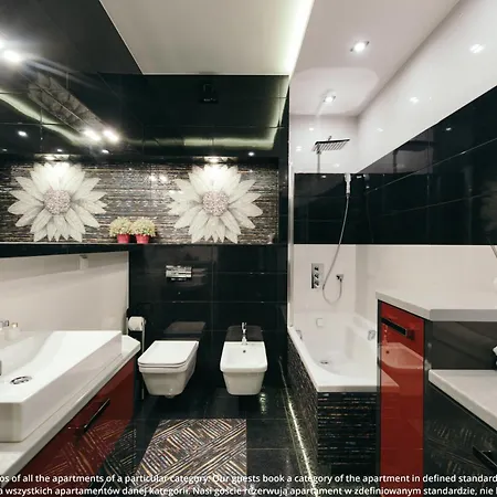 Apartment Browar Lubicz | Balcony | Elevator | Free Garage *