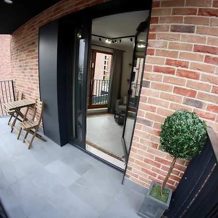 Browar Lubicz | Balcony | Elevator | Free Garage Apartment